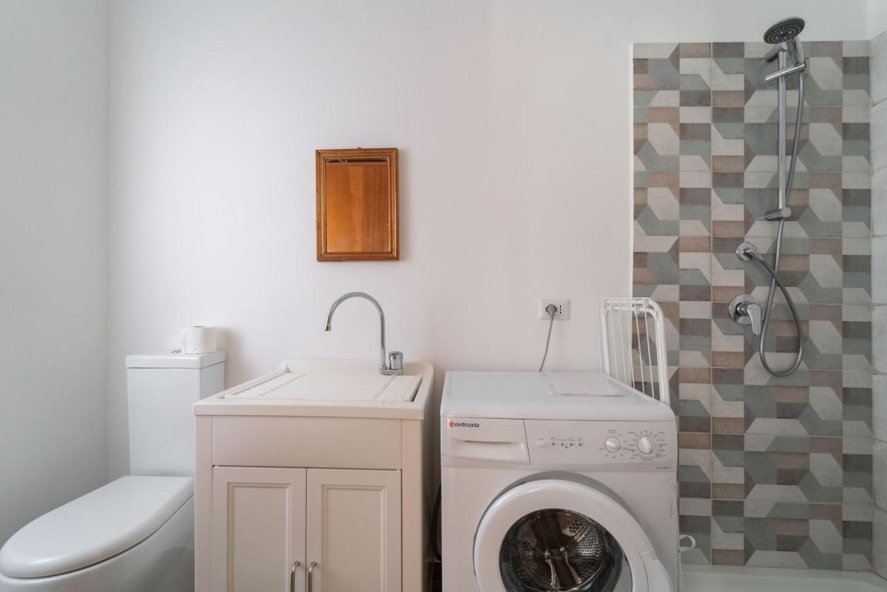 Mareluce Apartment Letojanni Bagian luar foto