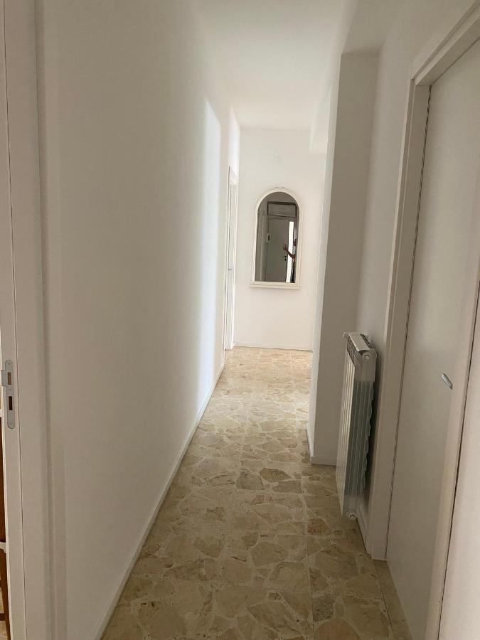Mareluce Apartment Letojanni Bagian luar foto