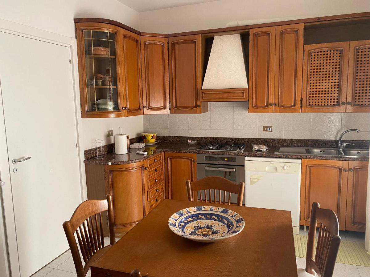 Mareluce Apartment Letojanni Bagian luar foto