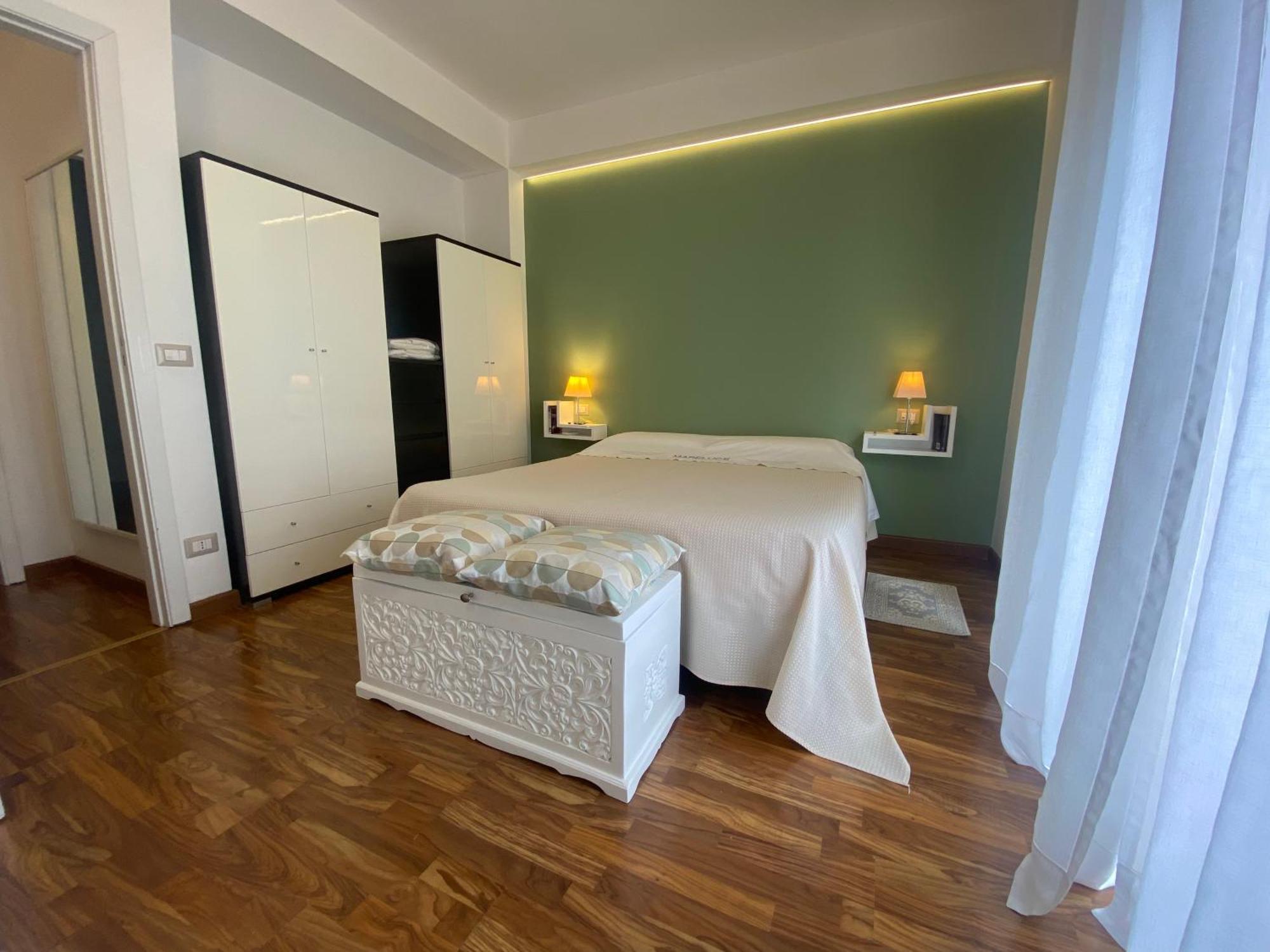 Mareluce Apartment Letojanni Bagian luar foto