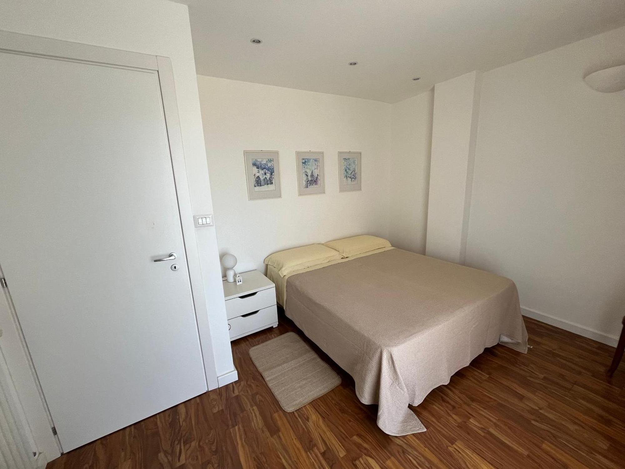 Mareluce Apartment Letojanni Bagian luar foto