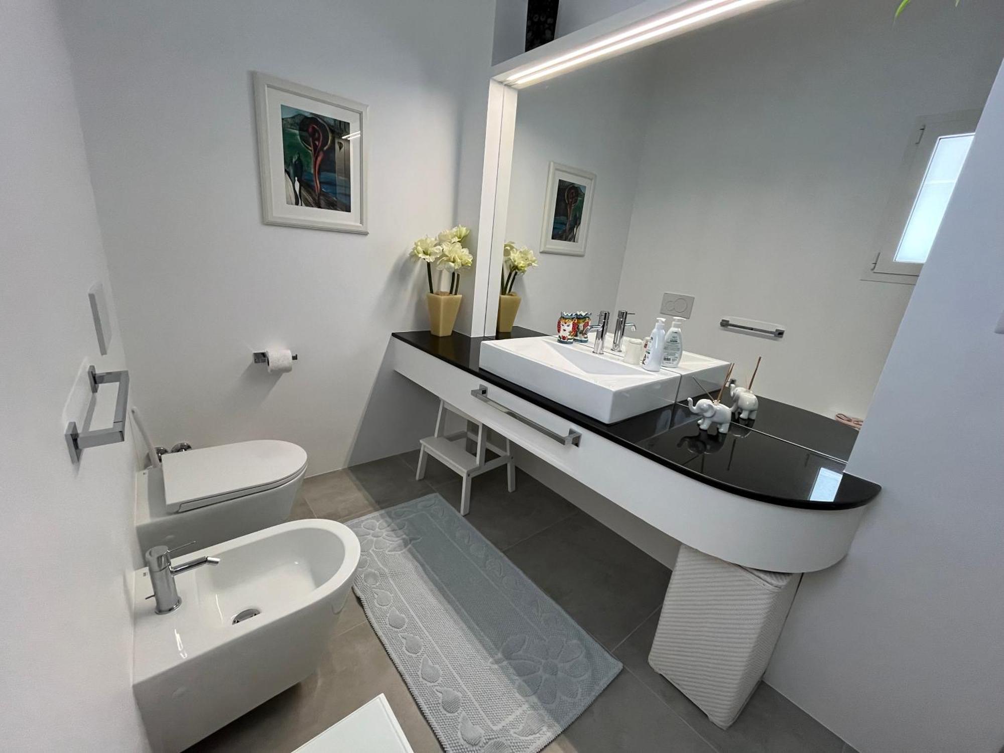 Mareluce Apartment Letojanni Bagian luar foto