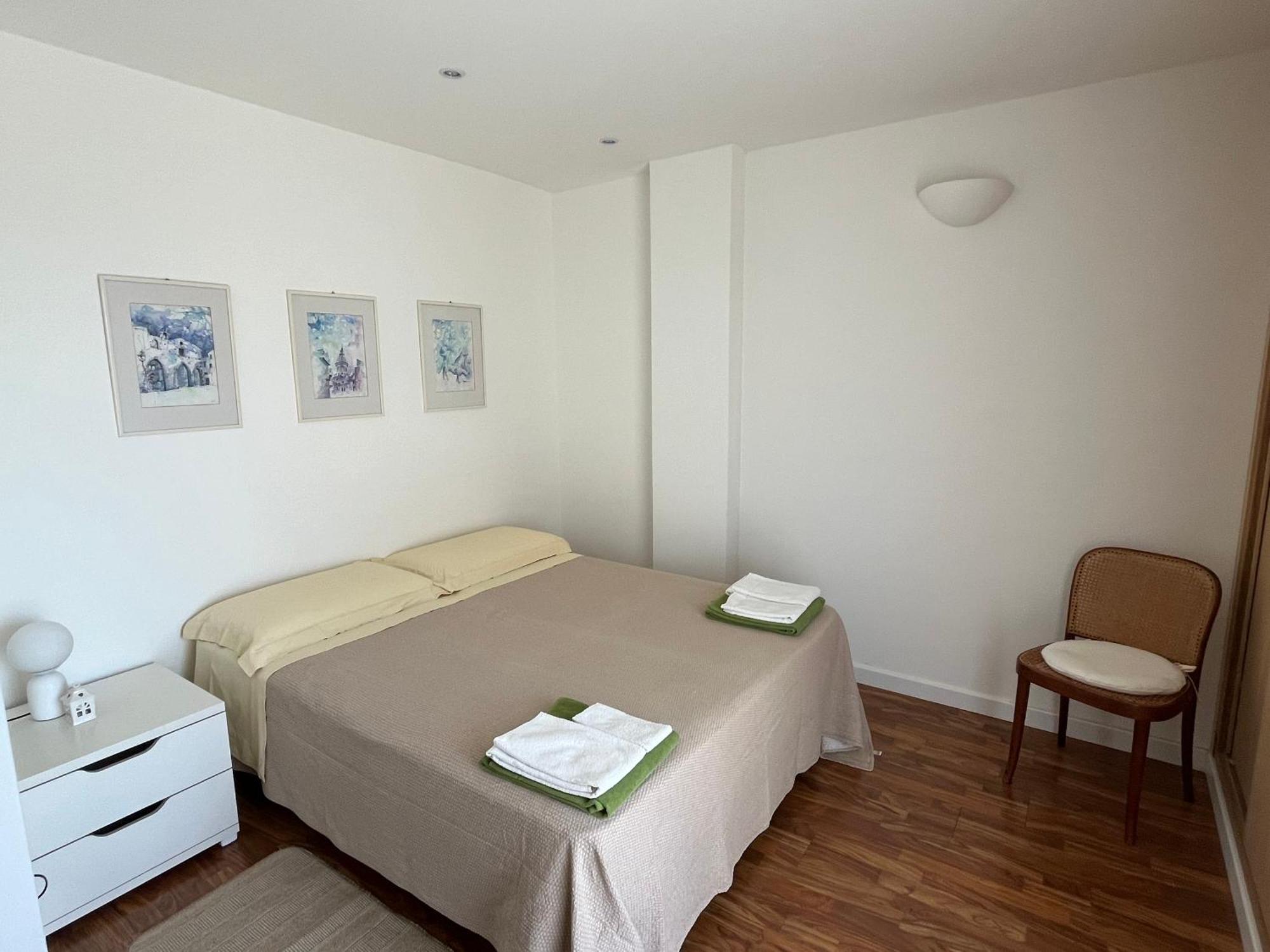 Mareluce Apartment Letojanni Bagian luar foto